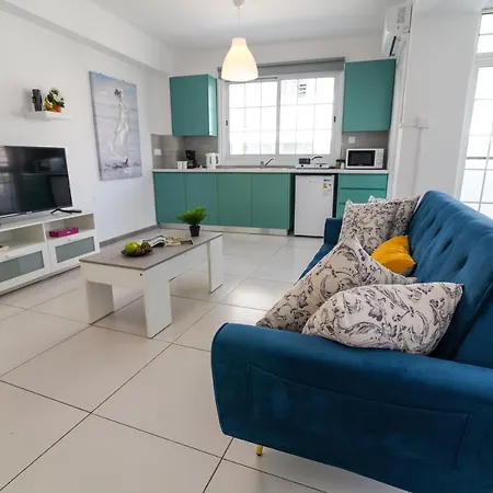 Lägenhet Jana's 2-br In Larnaca